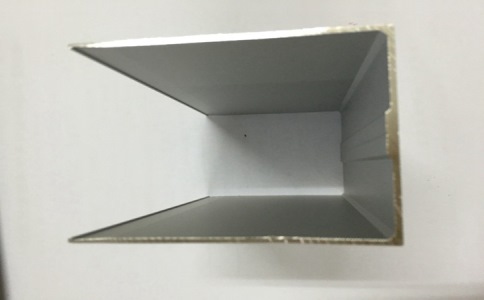 硅巖凈化板的使用壽命和磨損程度有何關(guān)系？（硅巖凈化板磨損程度對使用壽命的影響有多大？）